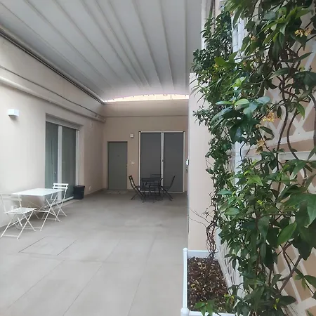 Pop House Apartment